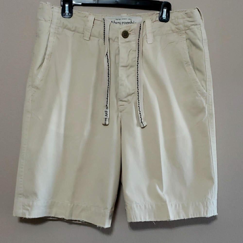Abercrombie & Fitch Khaki shorts